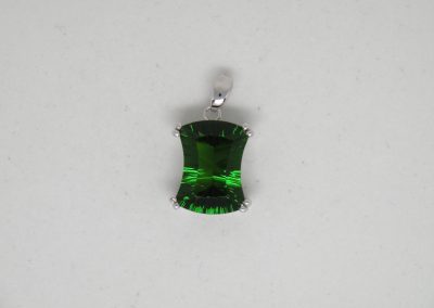 Radiant Cut Pendant, curved sides