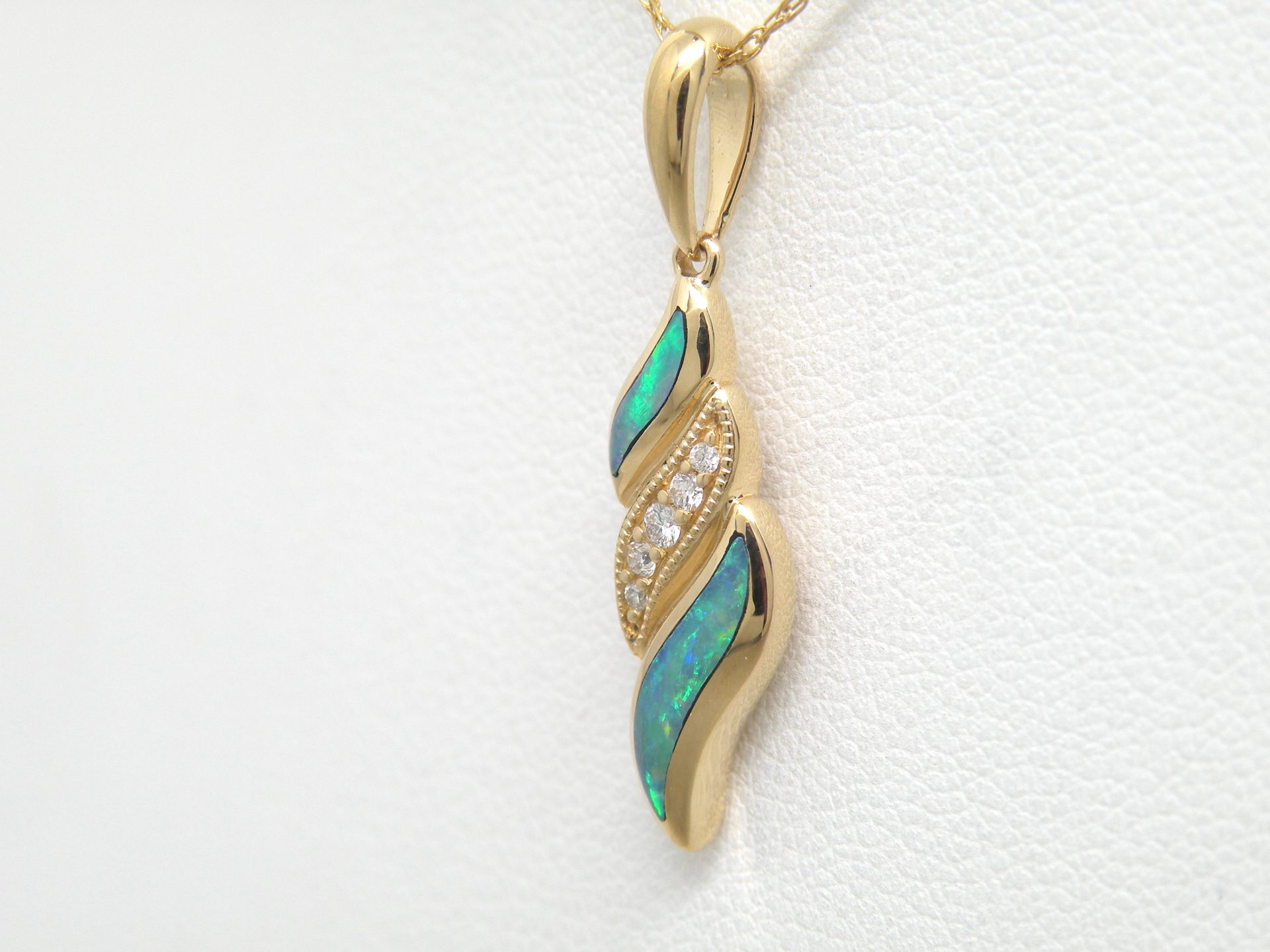 Kabana 14k Yellow Gold, Premium Opal, Diamonds Pendant - Image 6