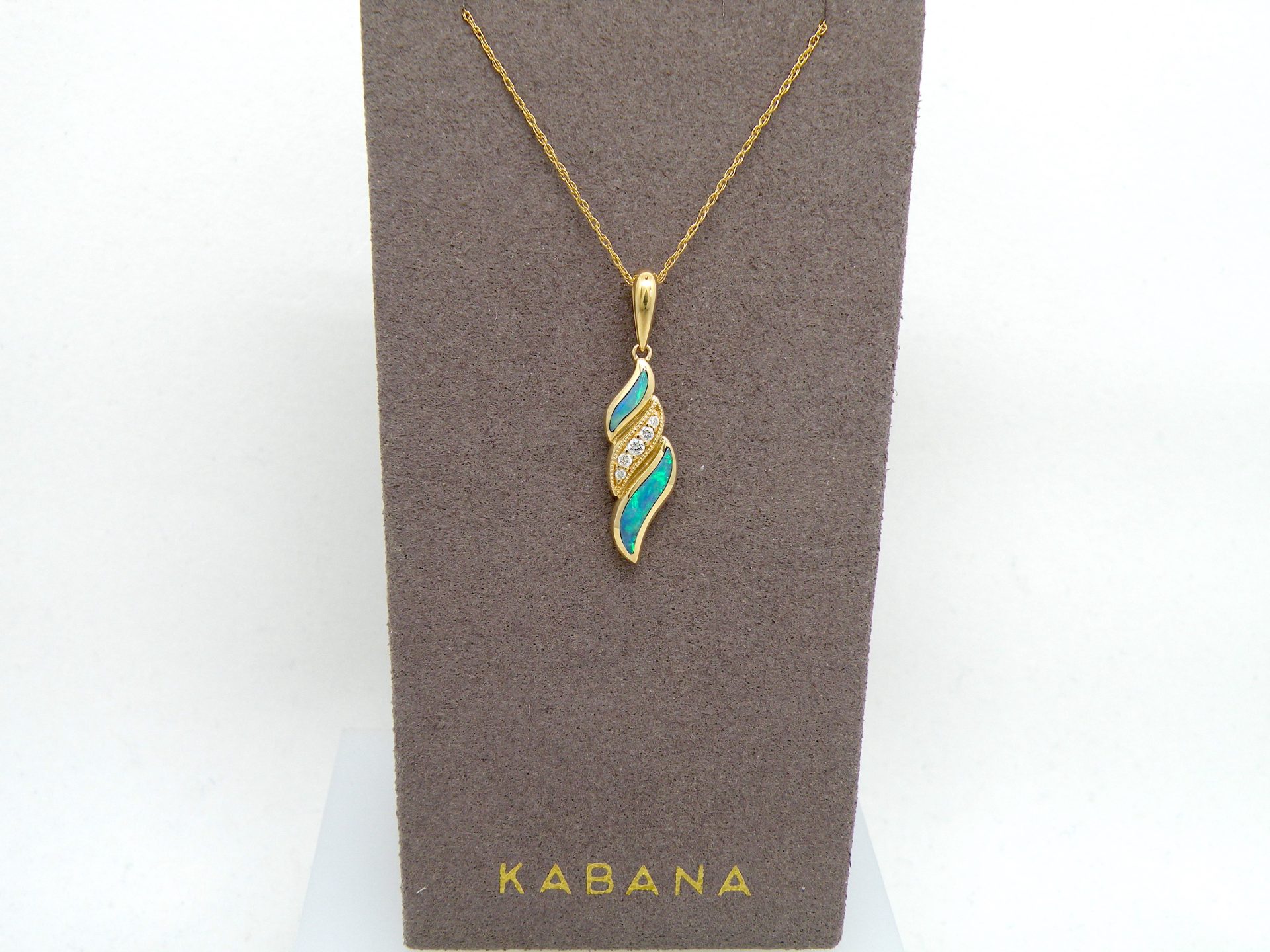 Kabana 14k Yellow Gold, Premium Opal, Diamonds Pendant - Image 4